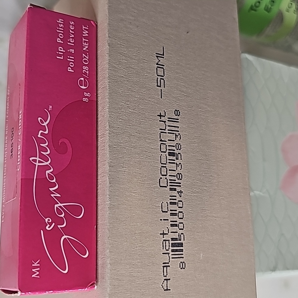 Beauty Bundle - Picture 7 of 8